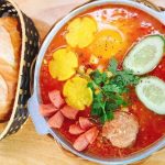 Top 5 ăn sáng ở Cần Thơ chất lượng ngon và giá hợp lý nhất Bánh mì với bát sốt thập cẩm tại Viễn Lạc