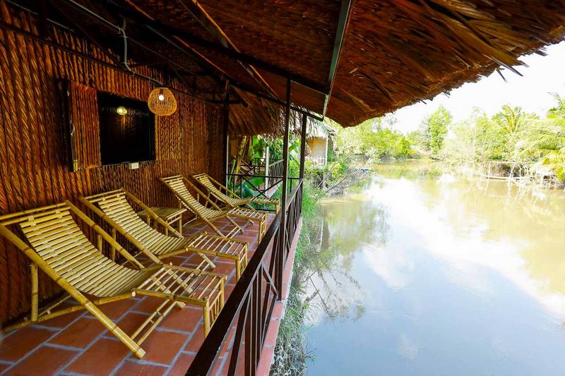 View ngắm sông nước Homestay Home Travel Mekong